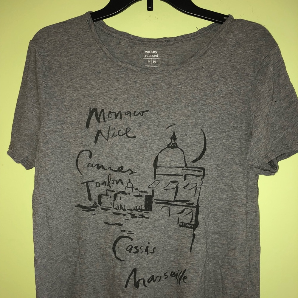 Old Navy Gray T-shirt